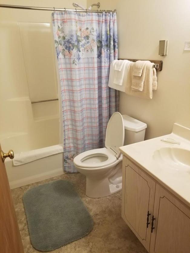 Kancamagus Swift River Inn Albany Room photo