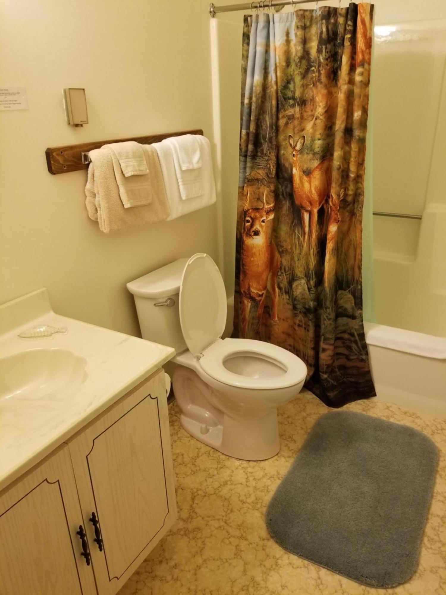 Kancamagus Swift River Inn Albany Room photo